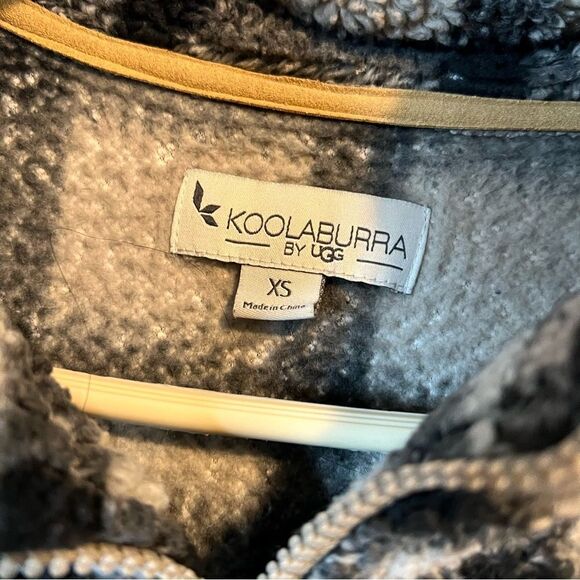 Kookaburra by Ugg Sherpa Sweater size XS - Picture 3 of 4